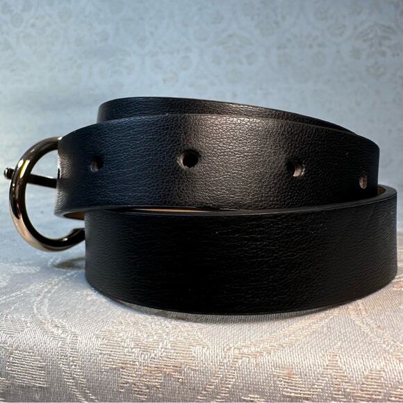 LP Blue Linea Pelle Black Faux Leather Belt Gold Buckle Size Small 40.5 inch - Picture 4 of 7